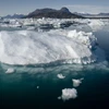 Băng tan từ dải băng Greenland, ngày 15/8/2023. (Ảnh: AFP/TTXVN)