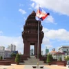 Đài Độc lập ở trung tâm Thủ đô Phnom Penh (Campuchia) sáng 5/8/2023, thời điểm công bố kết quả chính thức cuộc bầu của Quốc hội Campuchia khóa VII. (Ảnh: Hoàng Minh/TTXVN)