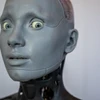 Robot AI "Ameca" được giới thiệu tại gian hàng của công ty Engineered Arts, trong khuôn khổ Hội nghị Thượng đỉnh Toàn cầu về AI của Liên minh Viễn thông Quốc tế (ITU) ở Geneva (Thụy Sĩ), ngày 5/7/2023. (Ảnh: AFP/TTXVN)