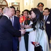 Tổng thống Liên bang Nga Vladimir Putin đến dự buổi gặp gỡ lãnh đạo Hội Hữu nghị Việt-Nga và các thế hệ cựu sinh viên Việt Nam học tại Nga. (Ảnh: Nhan Sáng/TTXVN)