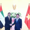 Bộ trưởng Bộ Công Thương Nguyễn Hồng Diên làm việc với ông Thani bin Ahmed Al Zeyoudi, Quốc vụ khanh phụ trách Thương mại Quốc tế, Bộ Kinh tế UAE. (Ảnh: PV/Vietnam+)