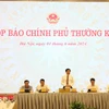 Bộ trưởng Trần Văn Sơn thông tin về tình hình kinh tế-xã hội 5 tháng đầu năm. (Ảnh: Đức Duy/Vietnam+)