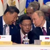 Khoảnh khắc Tổng thống Nga và Chủ tịch Trung Quốc trao đổi riêng tại BRICS