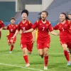 Các cầu thủ U20 Nữ Việt Nam ăn mừng bàn thắng san bằng tỷ số 1-1 trong trận đấu gặp U20 Nữ Ấn Độ. (Ảnh: Trung Kiên/TTXVN)