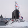 Tàu ngầm chạy bằng năng lượng hạt nhân mới Krasnoyarsk tại lễ ra mắt ở Severodvinsk. (Ảnh: AFP/TTXVN)