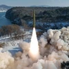 Triều Tiên phóng thử thành công tên lửa đạn đạo tầm trung sử dụng nhiên liệu rắn, ngày 14/1. (Ảnh: YONHAP/TTXVN)