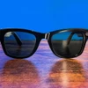 Facebook kết hợp với Ray-Ban ra mắt kính râm 'thông minh'