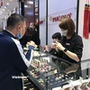 Một điểm kinh doanh vàng tại Hà Nội. (Ảnh: Đức Duy/Vietnam+)
