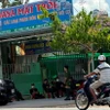 Khám xét 1 cơ sở của Công ty Trách nhiệm hữu hạn Hasa Mặt Trời. (Nguồn: Báo Bình Thuận)