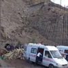 Xe cứu thương bên ngoài mỏ than Tazareh ở tỉnh Semnan, Iran, ngày 4/9/2023. (Nguồn: Press TV)