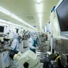 Sản xuất ôtô du lịch tại nhà máy lắp ráp ôtô Ford Hải Dương. (Ảnh: Trần Việt/TTXVN)