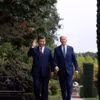 Chủ tịch Trung Quốc Tập Cận Bình (trái) và Tổng thống Mỹ Joe Biden trong cuộc gặp bên lề Tuần lễ Cấp cao APEC 2023 ở California, Mỹ ngày 15/11/2023. (Ảnh: AFP/TTXVN)