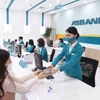 Ngân hàng ABBANK huy động thêm 4.000 tỷ đồng từ kênh trái phiếu. (Ảnh: PV/Vietnam+)