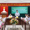 Đoàn công tác Ngân hàng Chính sách xã hội làm việc với Ủy ban Nhân dân tỉnh Ninh Thuận về tình hình triển khai thực hiện Nghị quyết số 11 của Chính phủ. (Ảnh: Vietnam+) khai thực hiện Nghị quyết số 11 của Chính phủ
