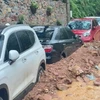 Nguyên nhân khiến hàng chục ôtô bị đất đá tràn lấp, mắc kẹt ở Sóc Sơn