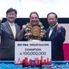 Cơ thủ người Tây Ban Nha, Daniel Sanchez (giữa) vô địch Giải Billiards Carom 3 băng Quốc tế PBA LPBA SY Bazzar Hà Nội Open 2024. (Ảnh: Việt Anh/Vietnam+)