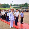 Dòng người nối dài vào Lăng viếng Bác nhân dịp kỷ niệm 134 năm sinh nhật Người