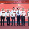Đã có 24 tác phẩm tiêu biểu được trao giải Cuộc thi viết chính luận về bảo vệ nền tảng tư tưởng của Đảng do Bộ Công Thương phát động. (Ảnh: Đức Duy/Vietnam+) 