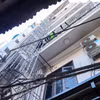 Thành phố Hà Nội yêu cầu các đơn vị triển khai ngay các giải pháp để giảm thiểu nguy cơ mất an toàn đối với các công trình nhà ở riêng lẻ nhiều tầng, nhiều căn hộ ở. (Ảnh: PV/Vietnam+)