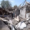 Những ngôi nhà bị phá hủy do xung đột tại Kramatorsk, Ukraine, ngày 14/6/2023. (Ảnh: AFP/TTXVN)