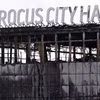 Nhà hát Crocus City Hall ở ngoại ô Moskva, Nga cháy rụi sau vụ tấn công khủng bố, ngày 26/3/2024. (Ảnh: AFP/TTXVN)
