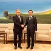 Chủ tịch nước Võ Văn Thưởng và Tổng thống Cộng hòa Uzbekistan Shavkat Mirziyoyev trong cuộc gặp tại Bắc Kinh (Trung Quốc) ngày 17/10/2023. (Ảnh: TTXVN phát) 