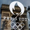 Biểu tượng Olympic và Paralympic 2024 tại Paris, Pháp. (Ảnh: AFP/TTXVN)