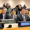 Đoàn liên ngành Việt Nam do Đại sứ Đặng Hoàng Giang (ngoài cùng bên phải), Trưởng Phái đoàn Việt Nam tại Liên hợp quốc làm trưởng đoàn, tham dự hội nghị. (Ảnh: TTXVN)
