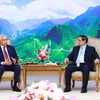 Thủ tướng Phạm Minh Chính tiếp Quốc vụ khanh Bộ Ngoại giao Nhà nước Qatar Sultan bin Saad al-Muraikhi. (Ảnh: Dương Giang/TTXVN)