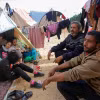 Người dân tại khu lều tạm ở Rafah, Dải Gaza, ngày 8/12/2023. (Ảnh: THX/TTXVN)