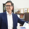 Tổng thống Cộng hòa Bắc Macedonia Stevo Pendarovski bỏ phiếu bầu Tổng thống tại điểm bầu cử ở Skopje ngày 24/4/2024. (Ảnh: AFP/TTXVN)