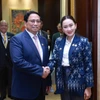 Trong chuyến tham dự Hội nghị Cấp cao ASEAN lần thứ 44, 45 và các hội nghị cấp cao liên quan tại Vientiane (Lào), tối 9/10/2024, Thủ tướng Phạm Minh Chính gặp Thủ tướng Thái Lan Paetongtarn Shinawatra. (Ảnh: Dương Giang/TTXVN)