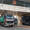 Hoạt động xuất nhập khẩu hàng hóa qua Cửa khẩu Quốc tế đường bộ số 2 Kim Thành, tỉnh Lào Cai. (Nguồn: TTXVN)