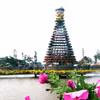 Những bông hoa đủ sắc màu được người dân trang trí chuẩn bị cho Lễ hội làng hoa Xuân Quan (Văn Giang, Hưng Yên). (Ảnh: Đinh Văn Nhiều/TTXVN)