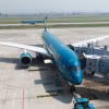 Vietnam Airlines hỗ trợ vận chuyển miễn phí vaccine tiêm chủng Quốc gia. (Ảnh: PV/Vietnam+)