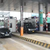 Phương tiện lưu thông qua trạm thu phí tuyến Cao tốc Hà Nội-Hải Phòng. (Ảnh: Việt Hùng/Vietnam+)