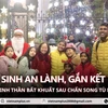 Người dân Thủ đô tưng bừng đón Giáng sinh trong thời tiết thuận lợi
