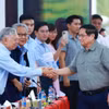 Thủ tướng Phạm Minh Chính với các đại biểu dự hội nghị. (Ảnh: Dương Giang/TTXVN)