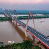 Cầu Nhật Tân. (Nguồn: TTXVN)