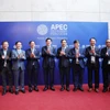 Hội đồng Tư vấn Kinh doanh APEC (ABAC) Việt Nam đón Chủ tịch nước Lương Cường và các đại biểu dự Hội nghị Thượng đỉnh Doanh nghiệp APEC – CEO Summit. (Ảnh: Lâm Khánh/TTXVN)