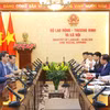 Trao đổi về việc thiết lập hợp tác đưa lao động Việt Nam đi làm việc tại Hy Lạp trong lĩnh vực nông nghiệp(Ảnh: PV/Vietnam+)