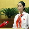 Em Đặng Cát Tiên trong vai Chủ tịch Quốc hội tại Phiên họp giả định Quốc hội Trẻ em. (Ảnh: PV/Vietnam+)