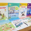 Giá sách giáo khoa mới được xây dựng theo cơ cấu giá đã giảm của sách giáo khoa tái bản. (Ảnh: PV/Vietnam+)