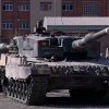 Binh sỹ Ukraine tham gia khóa huấn luyện trên xe tăng Leopard 2 tại Zaragoza, Tây Ban Nha, ngày 13/3/2023. (Ảnh: AFP/TTXVN)