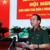Thượng tướng Trịnh Văn Quyết phát động đợt thi đua cao điểm 'Tự hào truyền thống-Viết tiếp chiến công-Xứng danh bộ đội Cụ Hồ.' (Ảnh: Trọng Đức/TTXVN)
