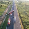 Hiện trường vụ tai nạn nghiêm trọng trên Cao tốc Vĩnh Hảo-Phan Thiết. (Ảnh: TTXVN phát)