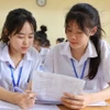 Học sinh nỗ lực ôn tập cho kỳ thi sắp tới. (Ảnh: Thanh Tùng/TTXVN)