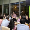 Đại sứ Việt Nam tại Hungary Nguyễn Thị Bích Thảo phát biểu tại cuộc gặp đại diện Hội Phụ nữ Việt Nam tại Hungary. (Ảnh: TTXVN phát)