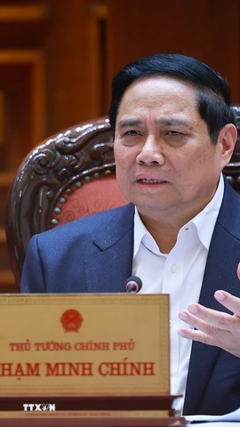 Thủ tướng Phạm Minh Chính chủ trì họp Thường trực Chính phủ về công tác chuẩn bị tổ chức Lễ khởi công, khánh thành, thông xe kỹ thuật các công trình, dự án trọng điểm. (Ảnh: Dương Giang/TTXVN)