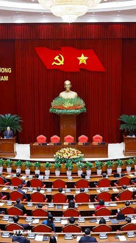 Tổng Bí thư Tô Lâm phát biểu bế mạc Hội nghị lần thứ 15 Ban Chấp hành Trung ương khóa XIII. (Ảnh: Doãn Tấn/TTXVN)